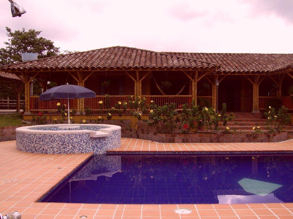 Finca El Diamante Villa Calarcá Eksteriør bilde