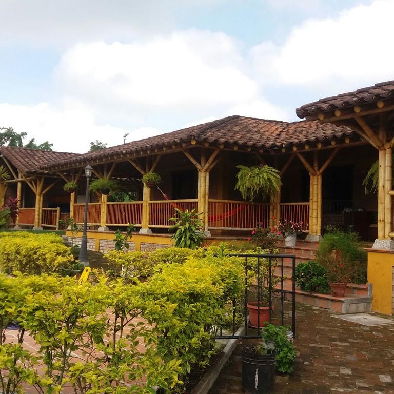 Finca El Diamante Villa Calarcá Eksteriør bilde